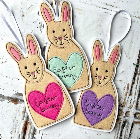 Tink and Reu | Easter Bunny Decoration
